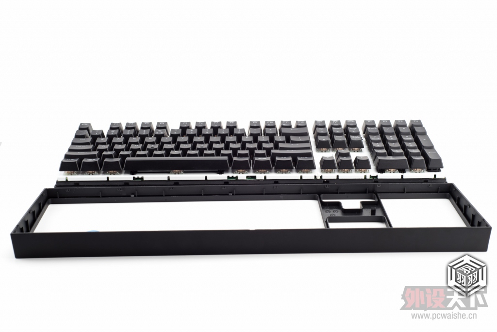 û��������RGB����ñ�����̣���������RGB������������͸�޶����ͼ��-������