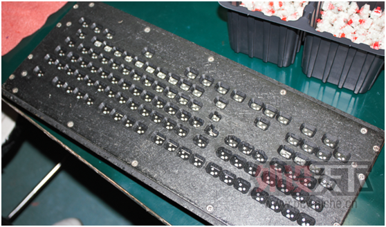 һ�Ѻü��̵ĵ�����--�ιۿ������������