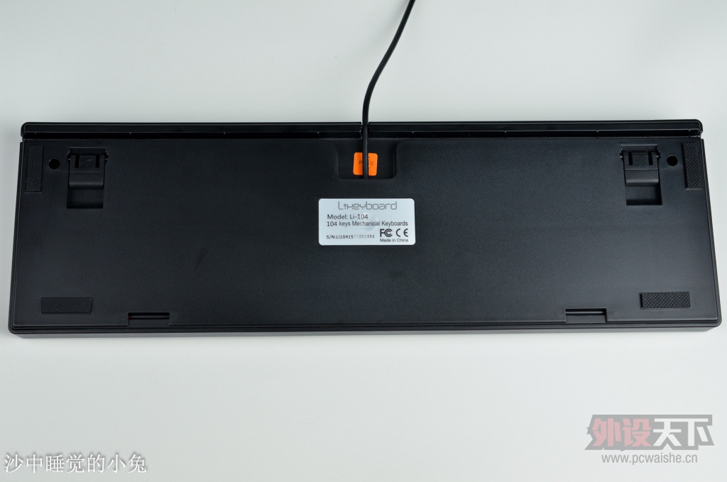 ָ���ϵĵ�ɫ�� ���� Likeboard 104 RGB��е��������