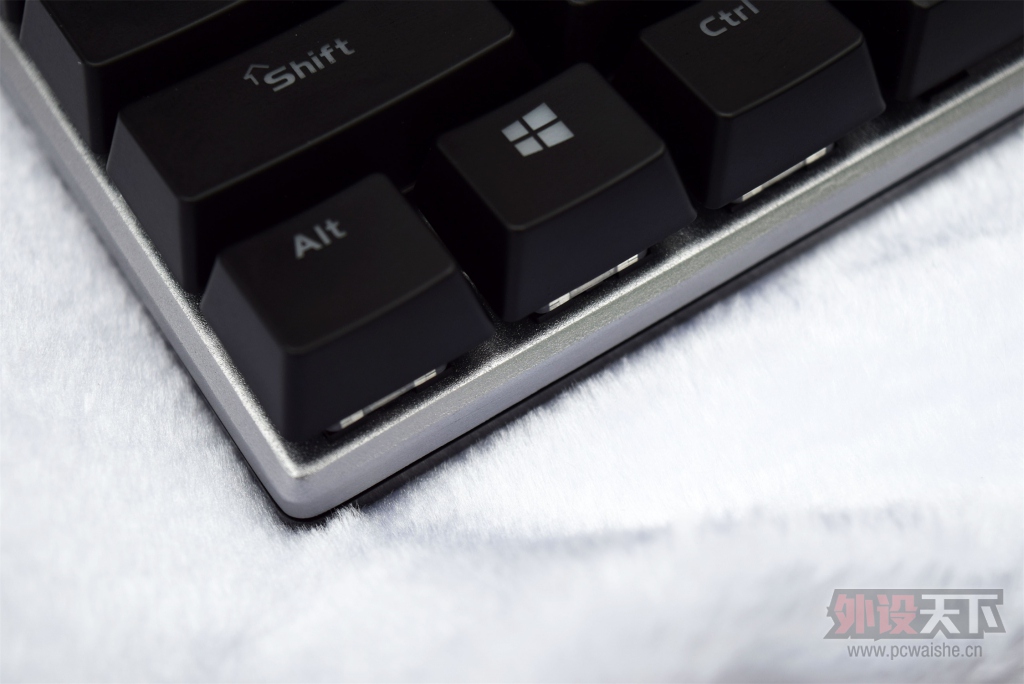 �ɽ�RGB��ɱ������Ż�еʦ������е�������⡣