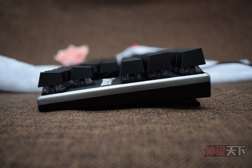 �ɽ�RGB��ɱ������Ż�еʦ������е�������⡣