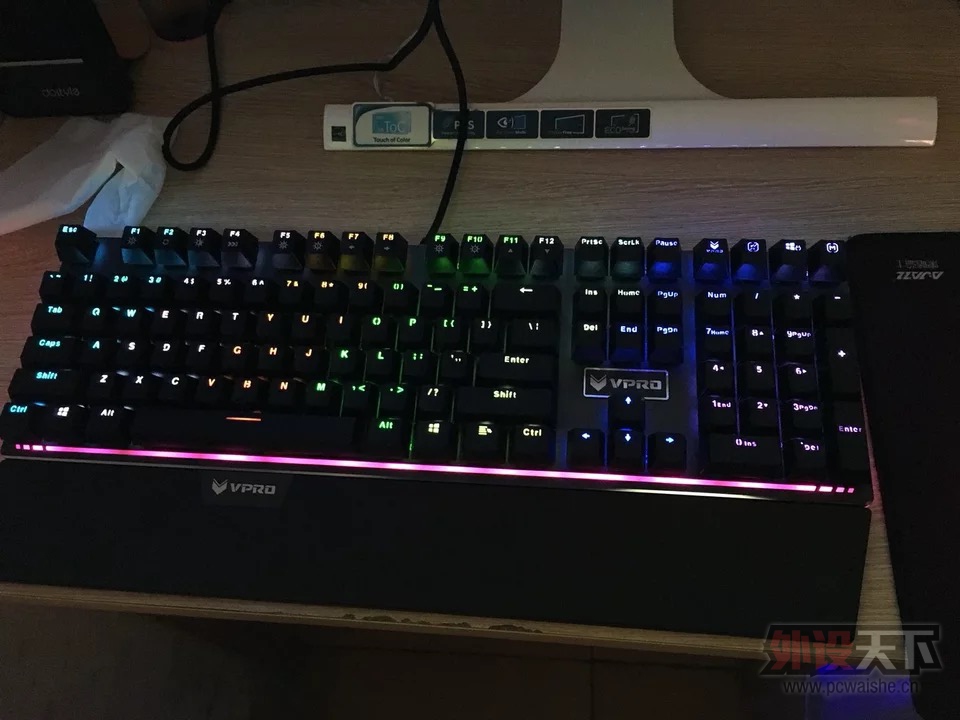  MasterKeys Pro L RGBеʽûѸ£