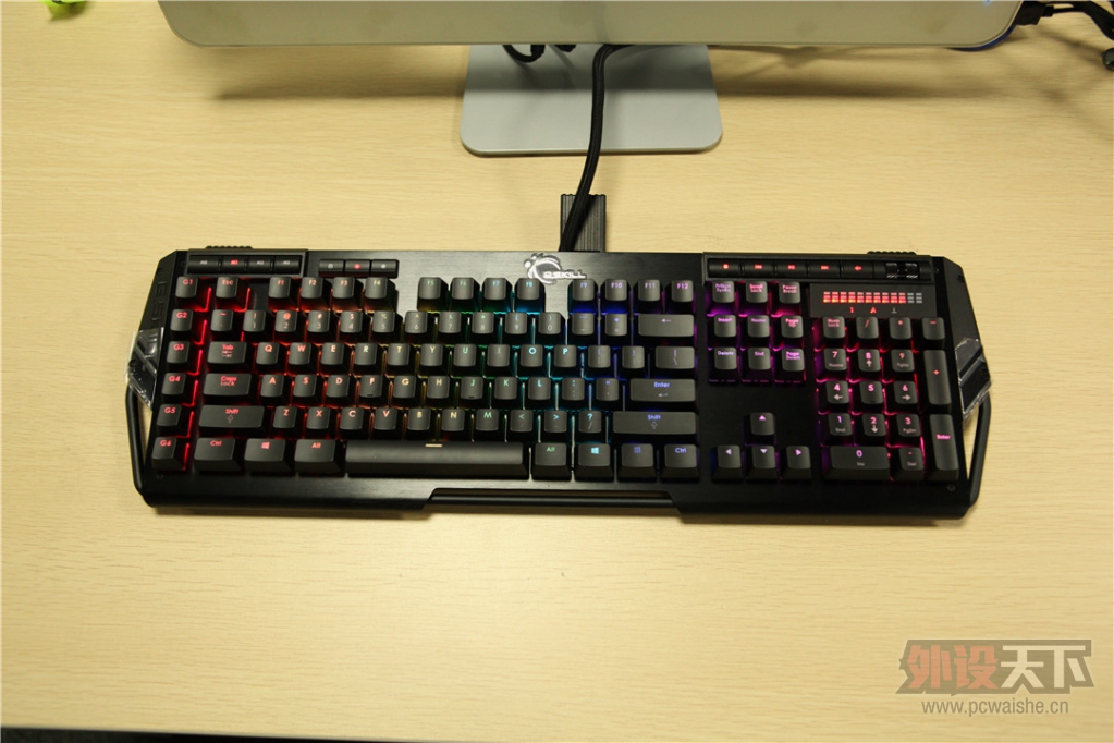 ����֥��ĵ�һ�����ܽӴ�~~֥��KM780R RGB��е���̲�������