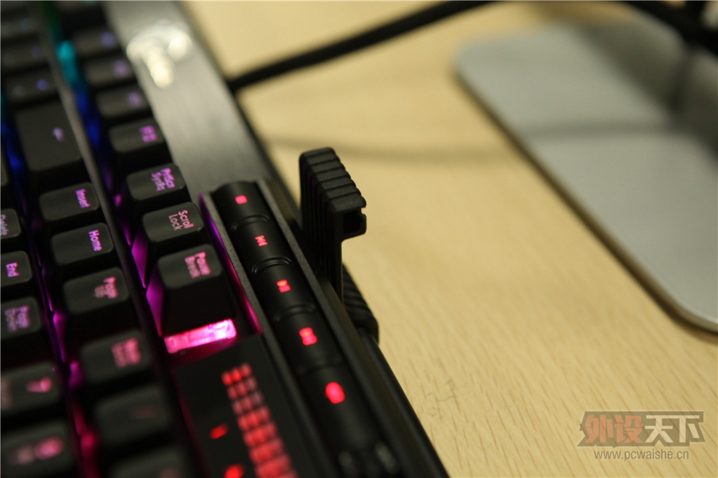 ����֥��ĵ�һ�����ܽӴ�~~֥��KM780R RGB��е���̲�������