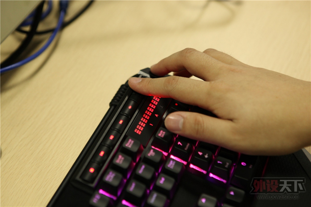 ����֥��ĵ�һ�����ܽӴ�~~֥��KM780R RGB��е���̲�������