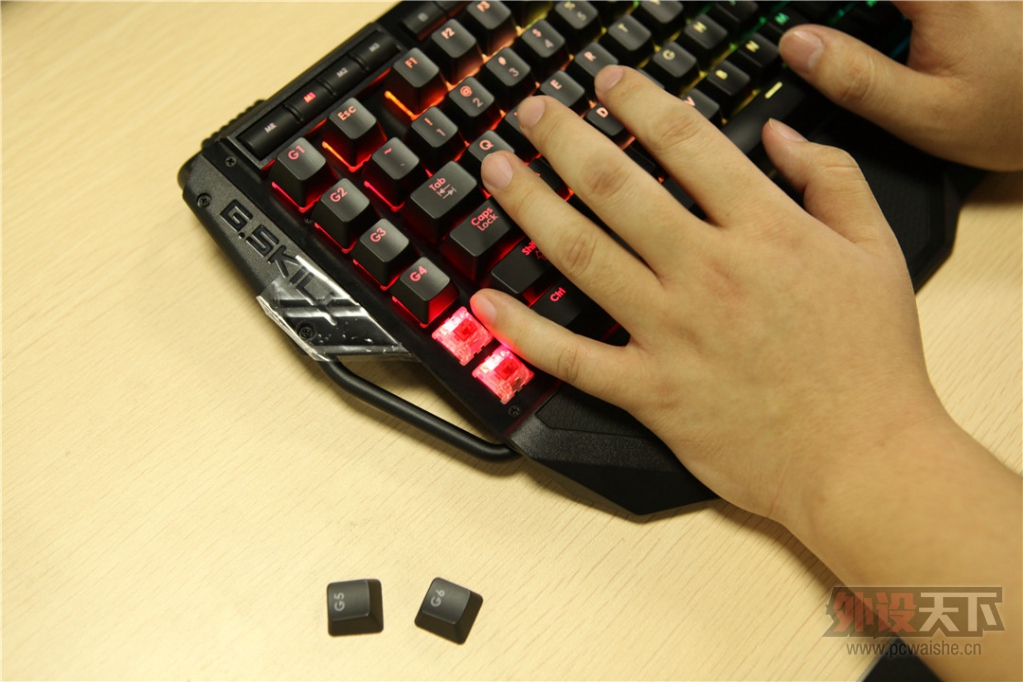 ����֥��ĵ�һ�����ܽӴ�~~֥��KM780R RGB��е���̲�������