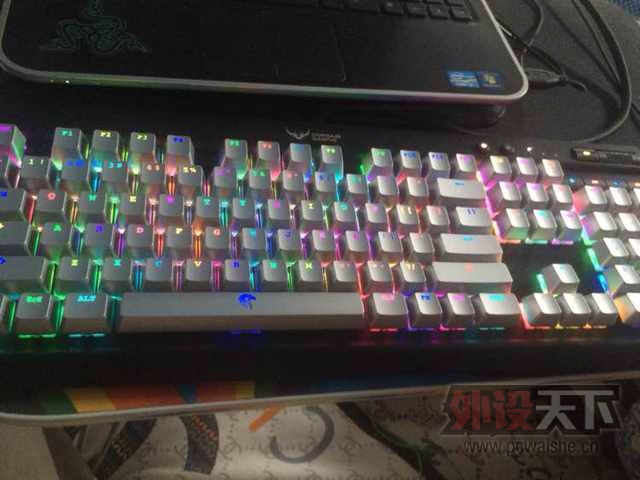  MasterKeys Pro L RGBеʽûѸ£