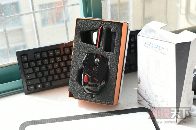 �����ϡ������ۡ�����������꣬�ʼǱ�����ɫ�ǳ���