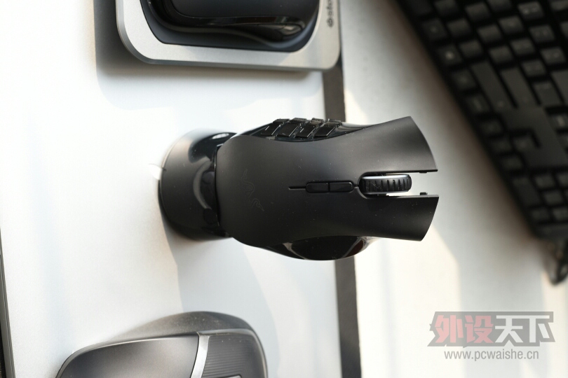 �����ϡ������ۡ�����������꣬�ʼǱ�����ɫ�ǳ���