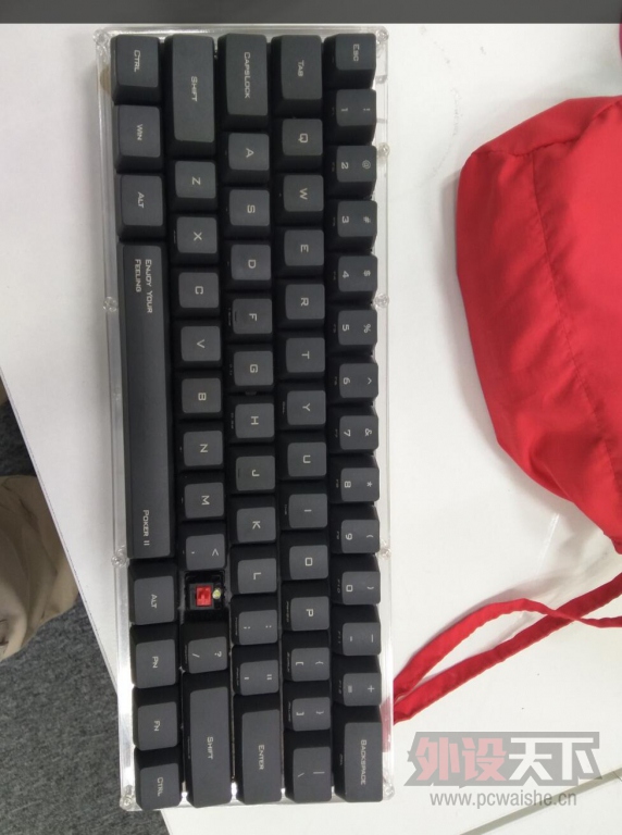 [�Ϻ�] ��poker2 ��ɫ����  ���ǿ�����ñ ��͸��ñ 400