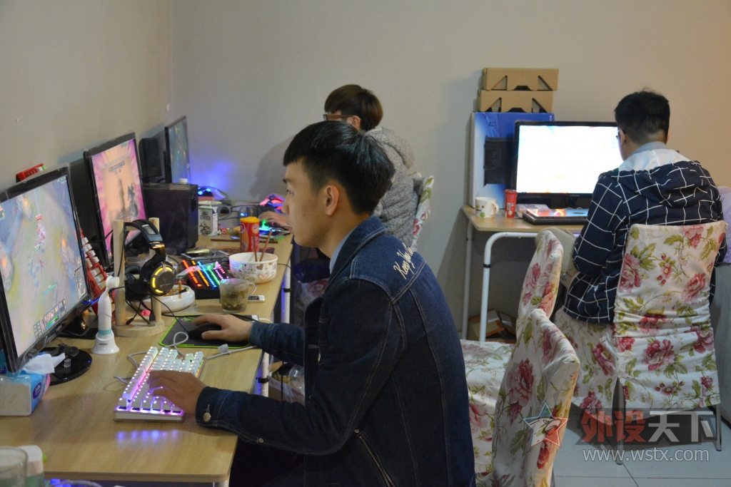 ��ʵ��Ҳ��һ����Ů�ġ��װ�V500RGB