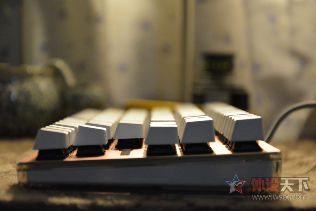 ��ʵ��Ҳ��һ����Ů�ġ��װ�V500RGB