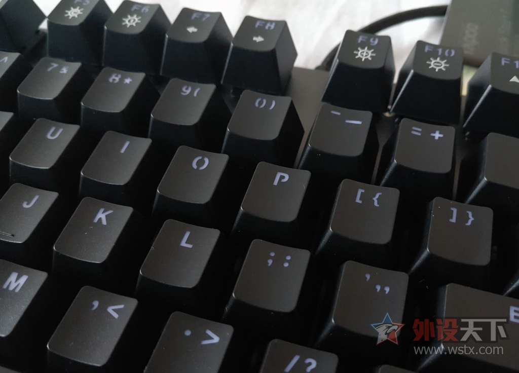 �����������װ�V720��е���̣�����
