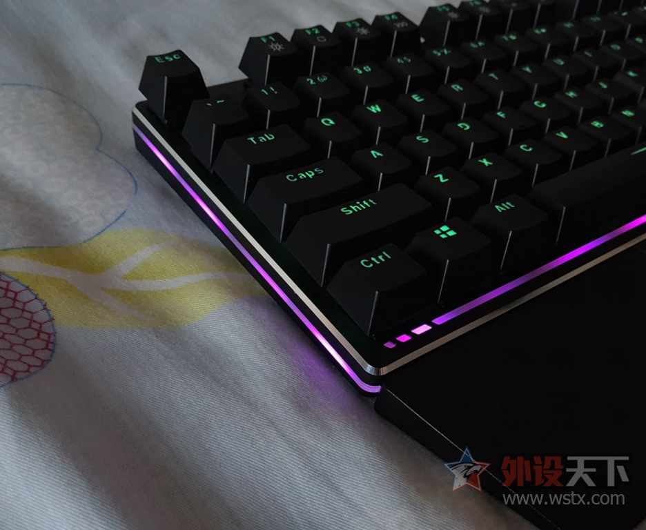 �����������װ�V720��е���̣�����