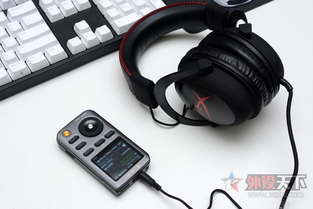 �ᱶ��QH-90���ʿ��CLOUD�Աȣ���ʵ��ò������