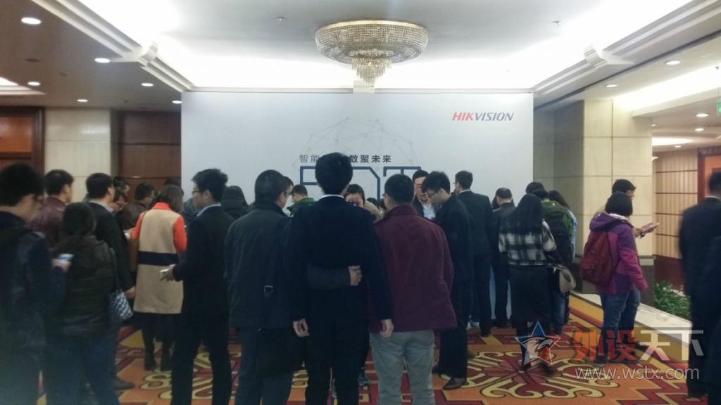 �������캽 ����δ������������Я�ֺ���������ش洢������ʱ��