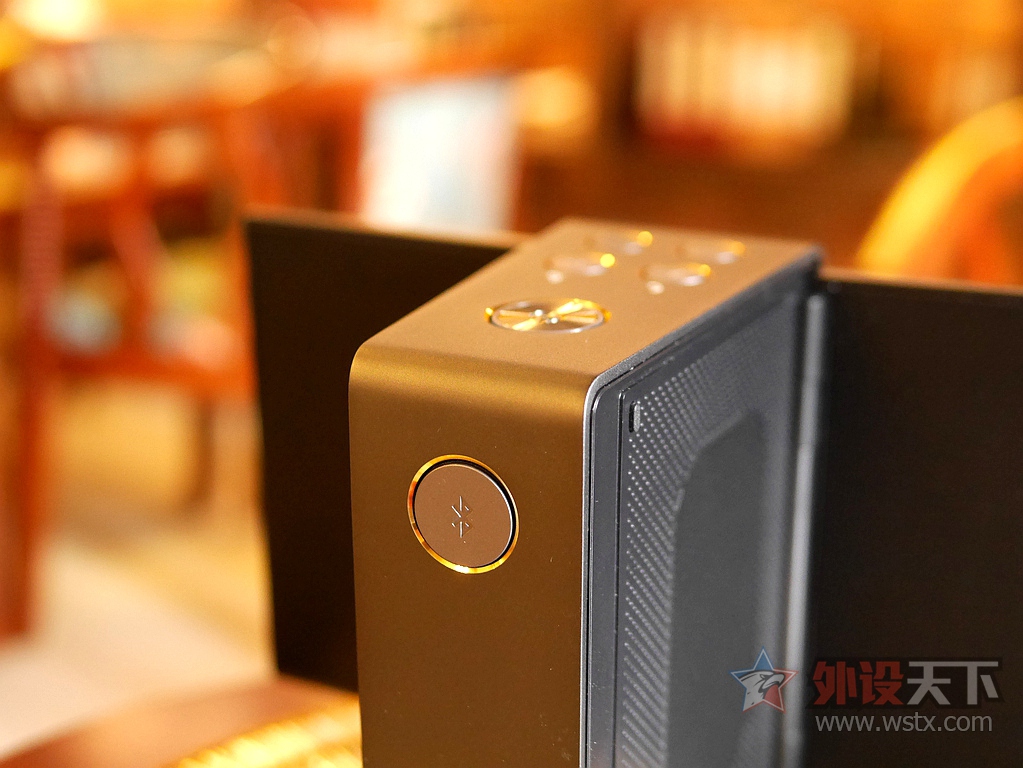 ����BenQ treVolo ���籡Ĥ������������