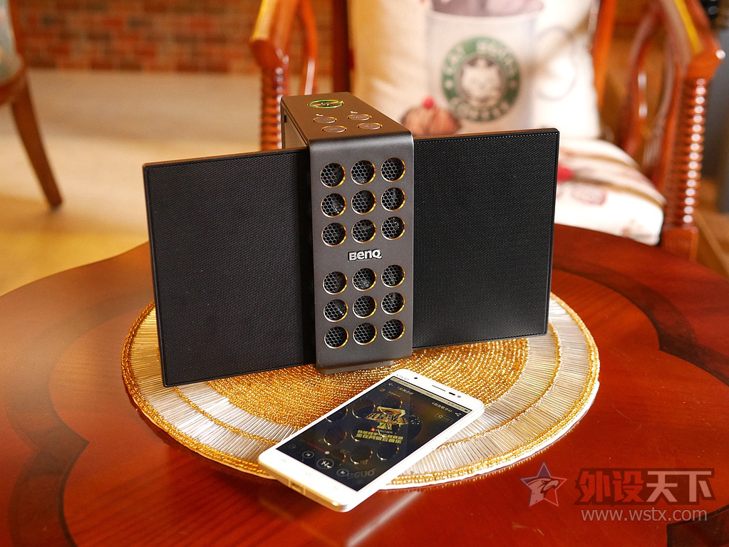 ����BenQ treVolo ���籡Ĥ������������