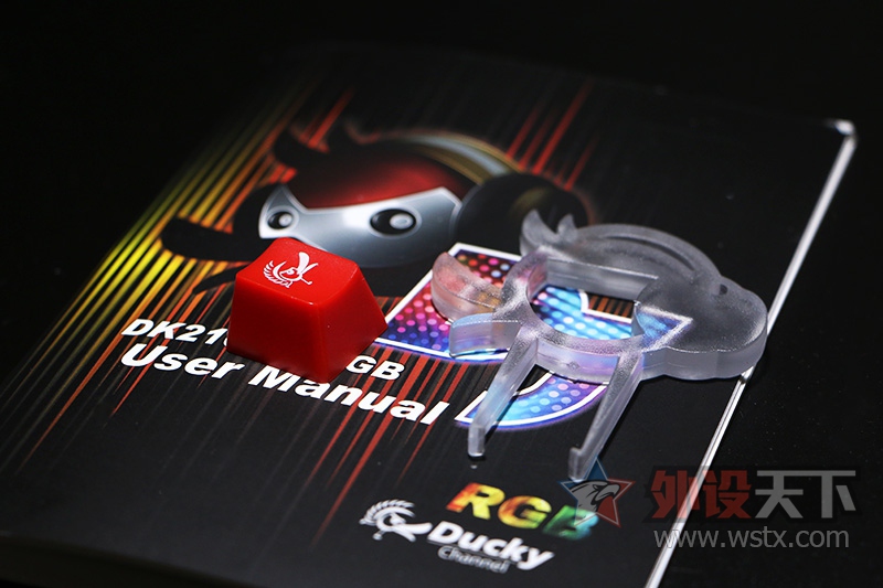 �µ�һ������ܣ�ħ��ѼDJ2108s2RGB���̷�����