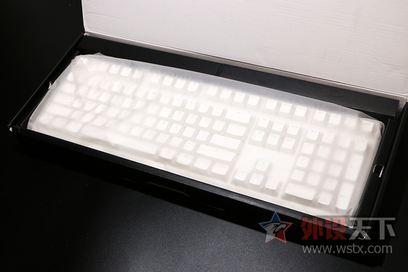 �µ�һ������ܣ�ħ��ѼDJ2108s2RGB���̷�����