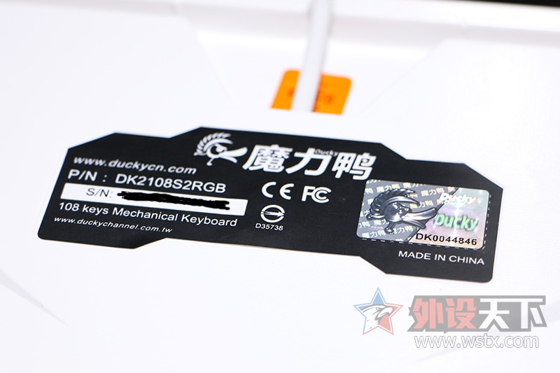 �µ�һ������ܣ�ħ��ѼDJ2108s2RGB���̷�����