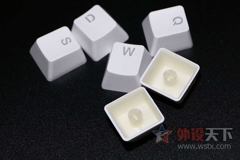 �µ�һ������ܣ�ħ��ѼDJ2108s2RGB���̷�����