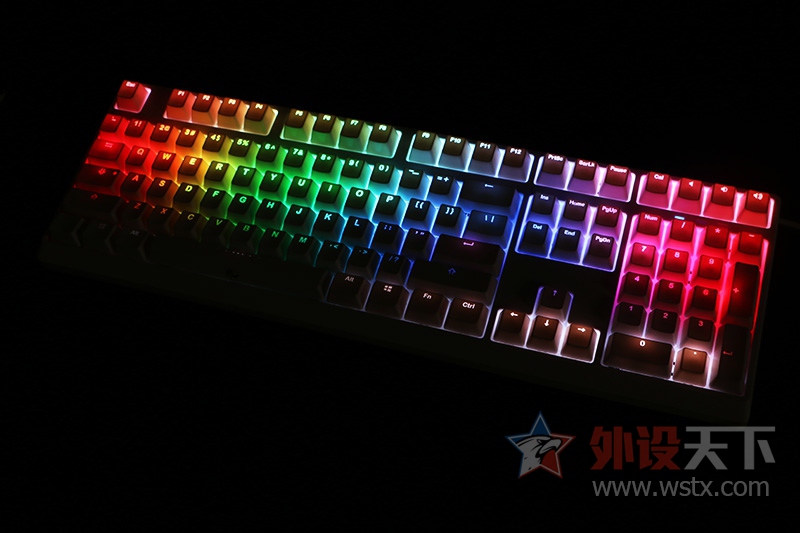 �µ�һ������ܣ�ħ��ѼDJ2108s2RGB���̷�����