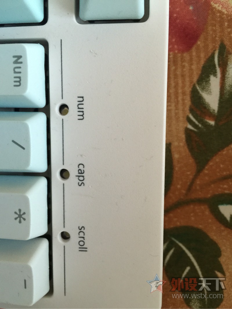 ��������������50 ikbc�°�g104��ɫ���������˪����ñ