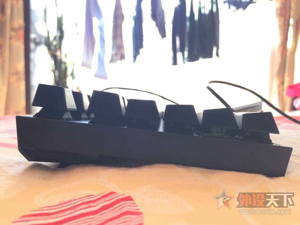 (GIGABYTE) FORCE K83 cherry 