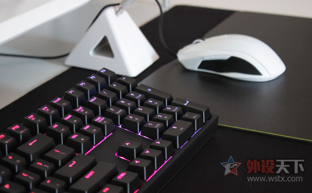 �������� MASTERKEYS PRO L RGB.һ���˵�������