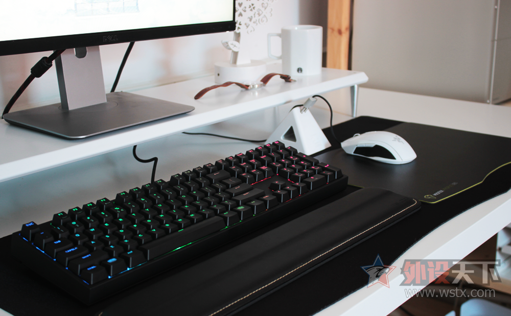 �������� MASTERKEYS PRO L RGB.һ���˵�������