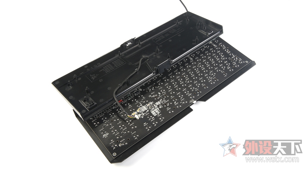 ������⡿����Ҳ�����������  ���ߺڹѸ�X�òʰ��е�����ײ�