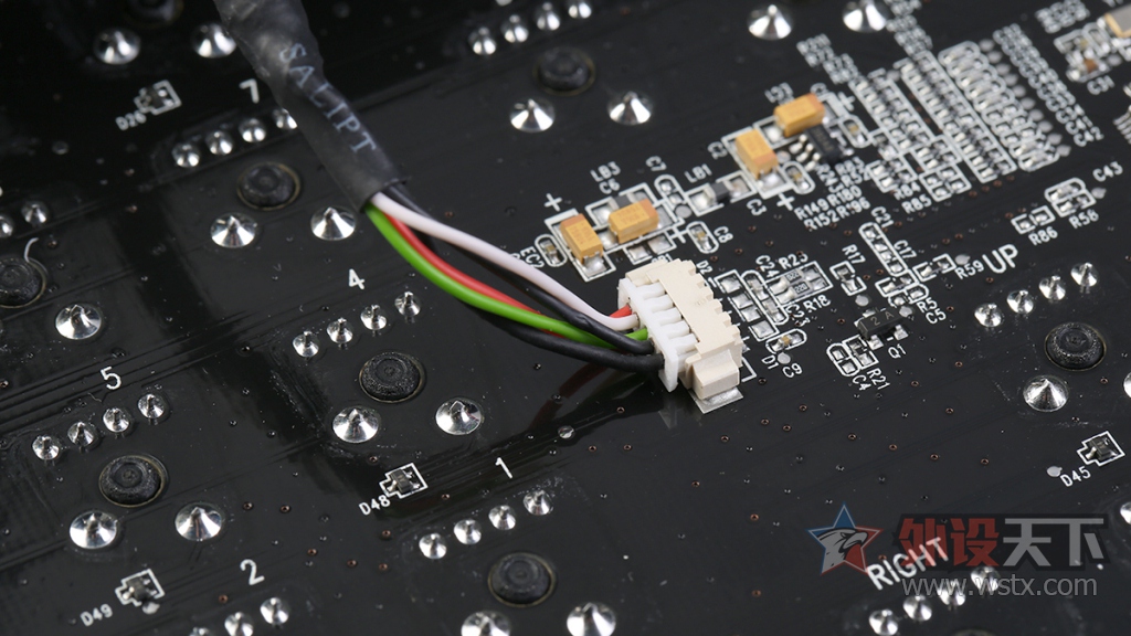 ������⡿����Ҳ�����������  ���ߺڹѸ�X�òʰ��е�����ײ�