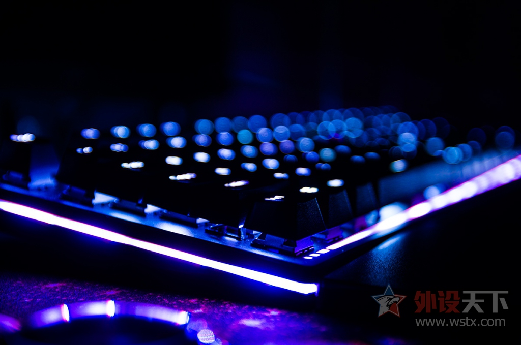 ��������顿�װ�V720 RGB��е���������帽ѩ�ؿ�����ͼ