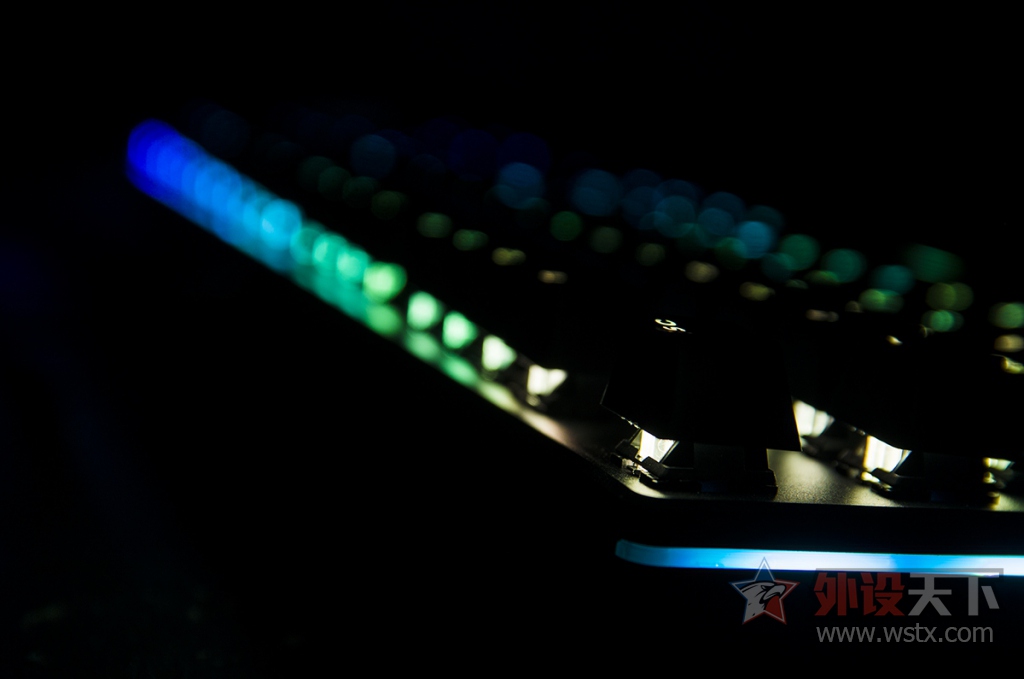 ��������顿�װ�V720 RGB��е���������帽ѩ�ؿ�����ͼ