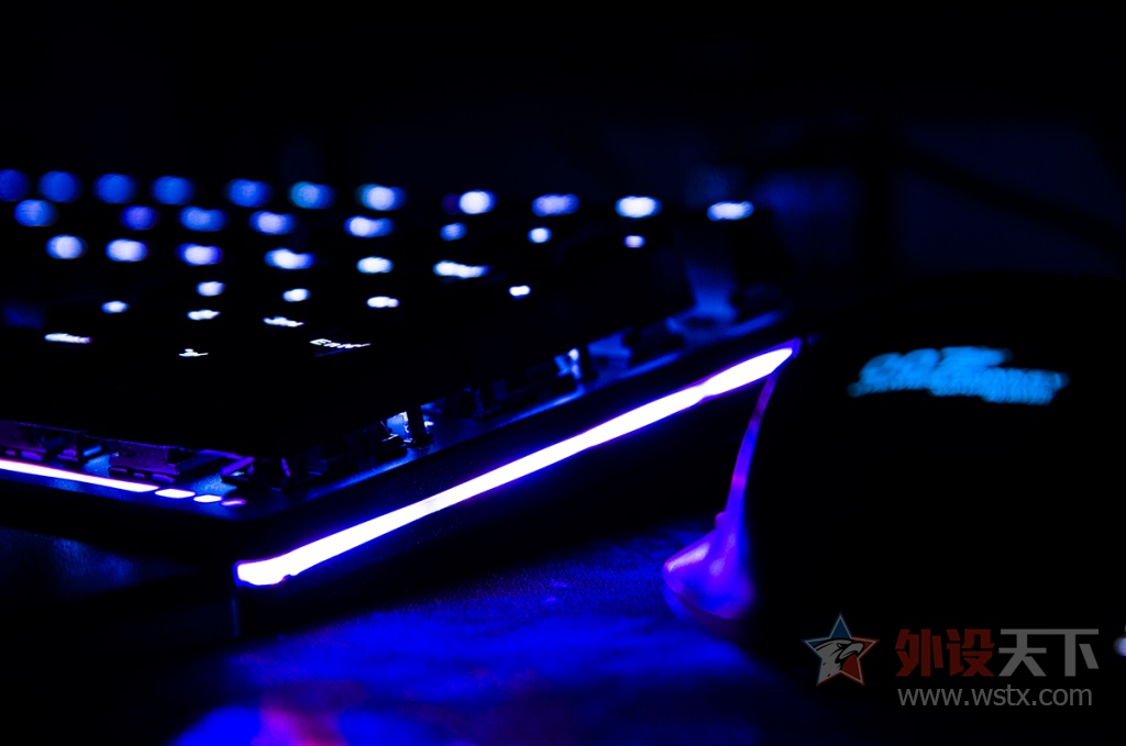��������顿�װ�V720 RGB��е���������帽ѩ�ؿ�����ͼ