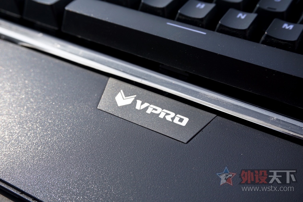 ��������顿�װ�V720 RGB��е���������帽ѩ�ؿ�����ͼ