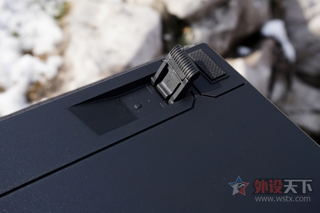 ��������顿�װ�V720 RGB��е���������帽ѩ�ؿ�����ͼ