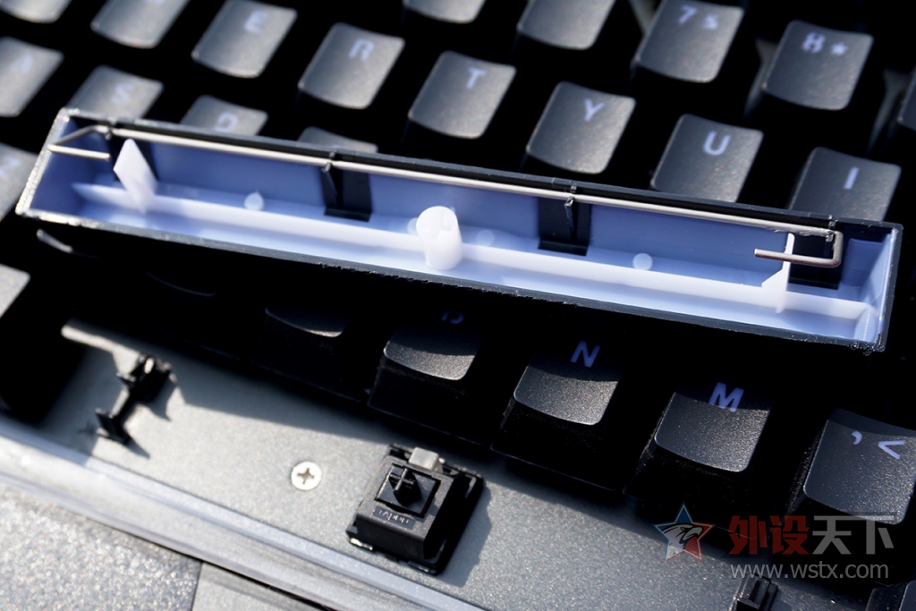 ��������顿�װ�V720 RGB��е���������帽ѩ�ؿ�����ͼ