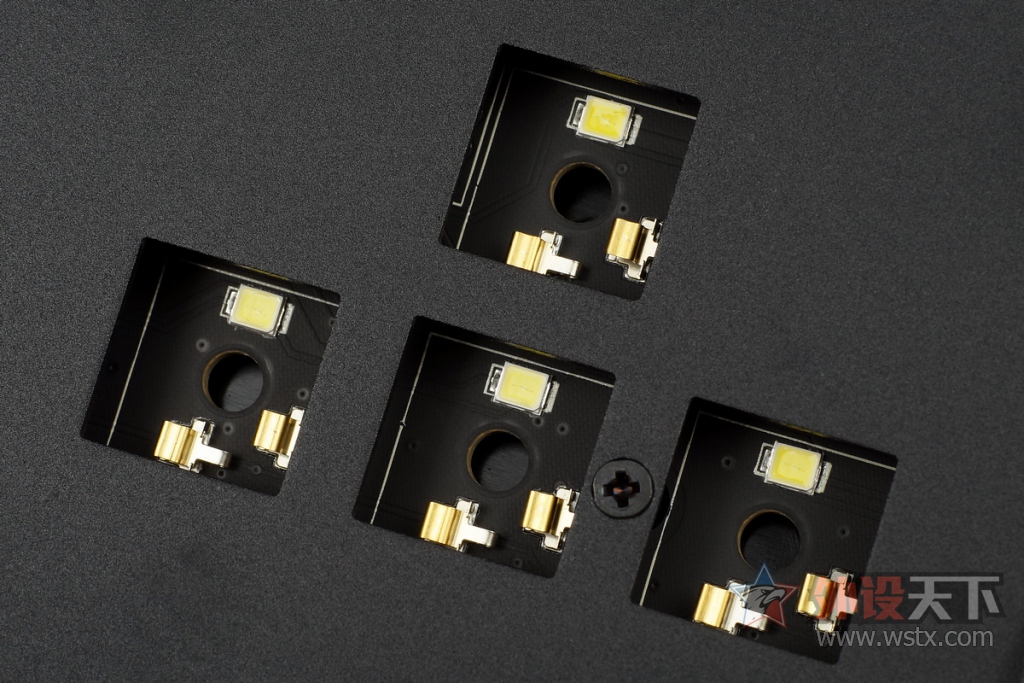 ģ�黯��е���� �켫DefianTսħ������