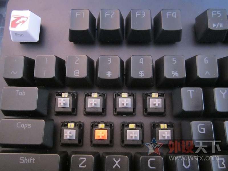 ���컡�����ת���ᣬ�ֲе�����--EG-DEFIANT �켫սħ�߿ɻ����е��������