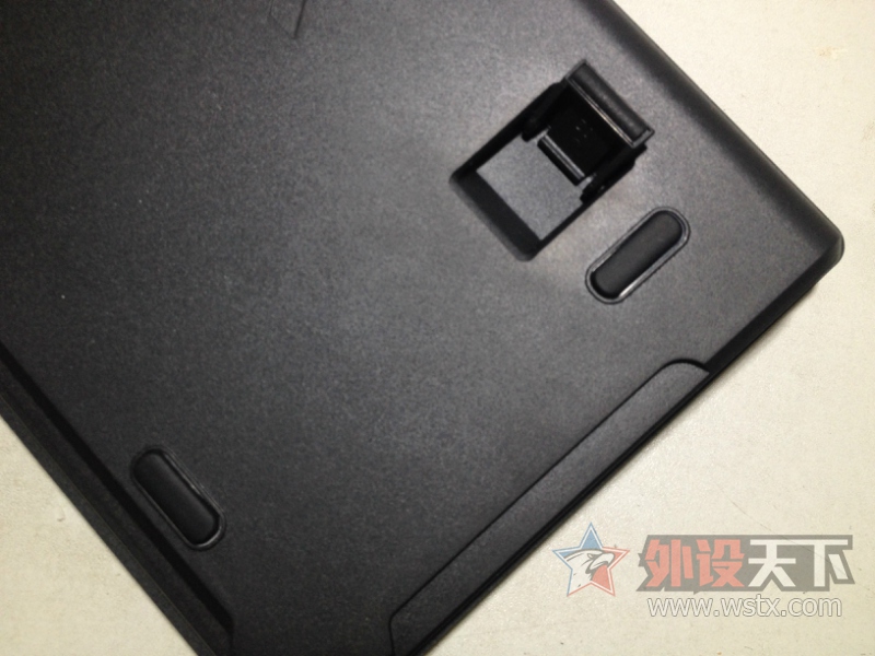 ׷��׿Խ�ָУ��ɻ��������� ���������켫սħ�߿ɻ����е�����������