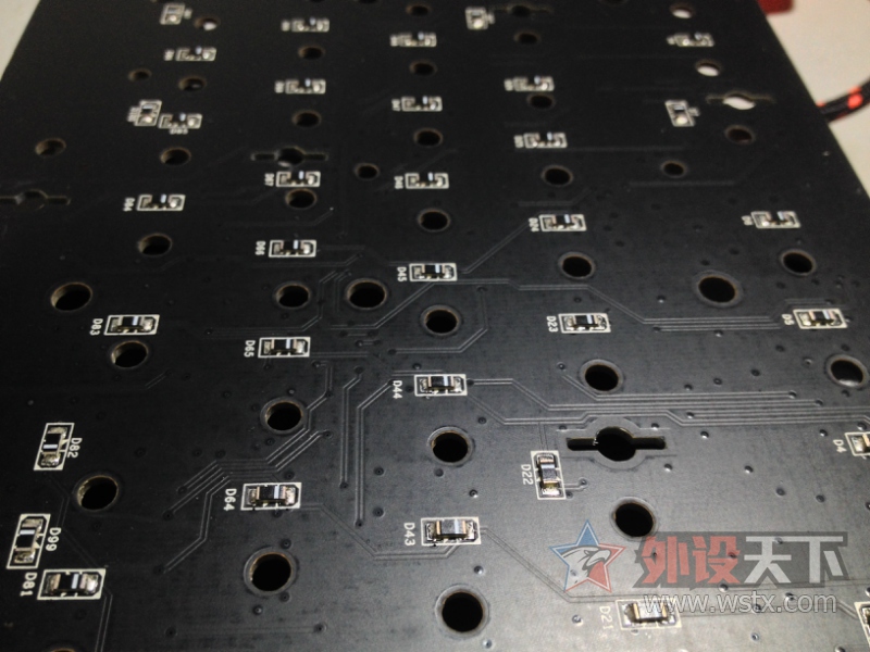 ׷��׿Խ�ָУ��ɻ��������� ���������켫սħ�߿ɻ����е�����������