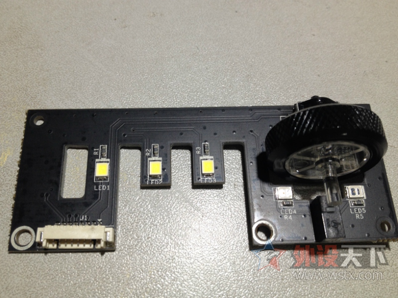 ׷��׿Խ�ָУ��ɻ��������� ���������켫սħ�߿ɻ����е�����������