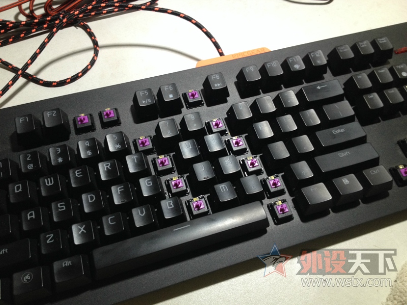 ׷��׿Խ�ָУ��ɻ��������� ���������켫սħ�߿ɻ����е�����������