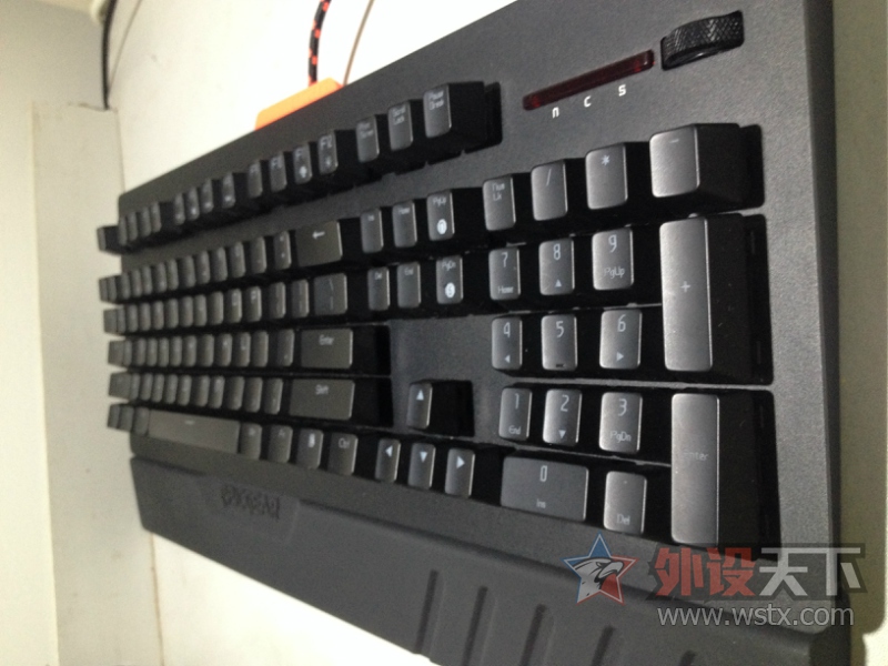 ׷��׿Խ�ָУ��ɻ��������� ���������켫սħ�߿ɻ����е�����������