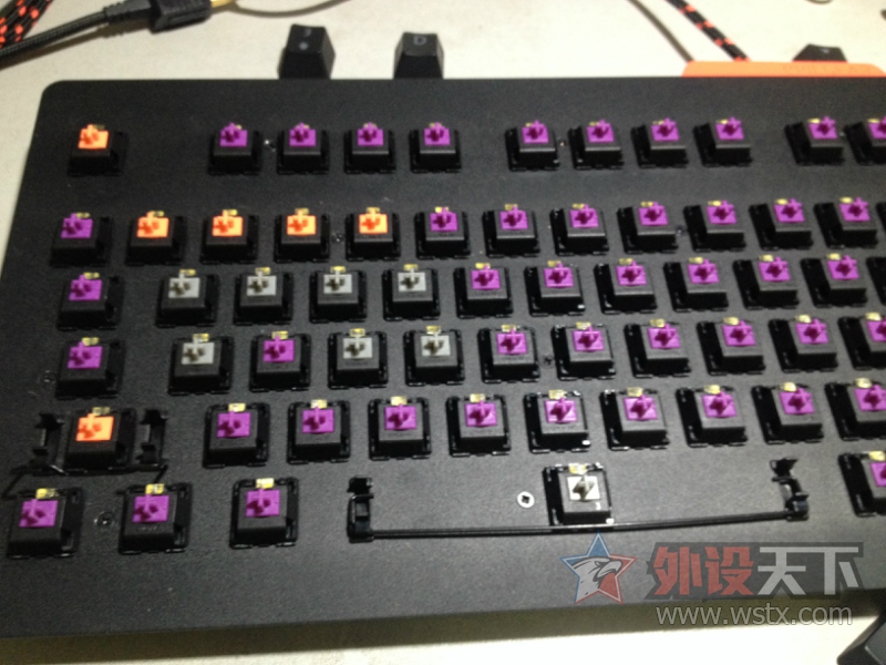 ׷��׿Խ�ָУ��ɻ��������� ���������켫սħ�߿ɻ����е�����������