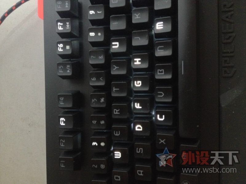 ׷��׿Խ�ָУ��ɻ��������� ���������켫սħ�߿ɻ����е�����������