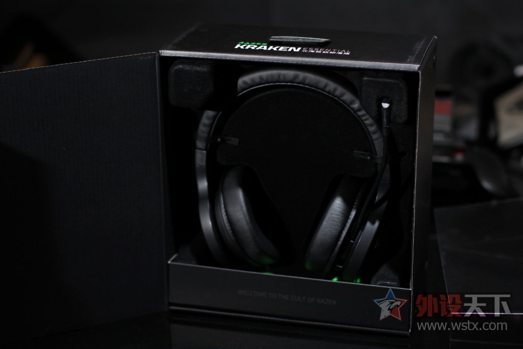 �羺��������Razer����������׼��
