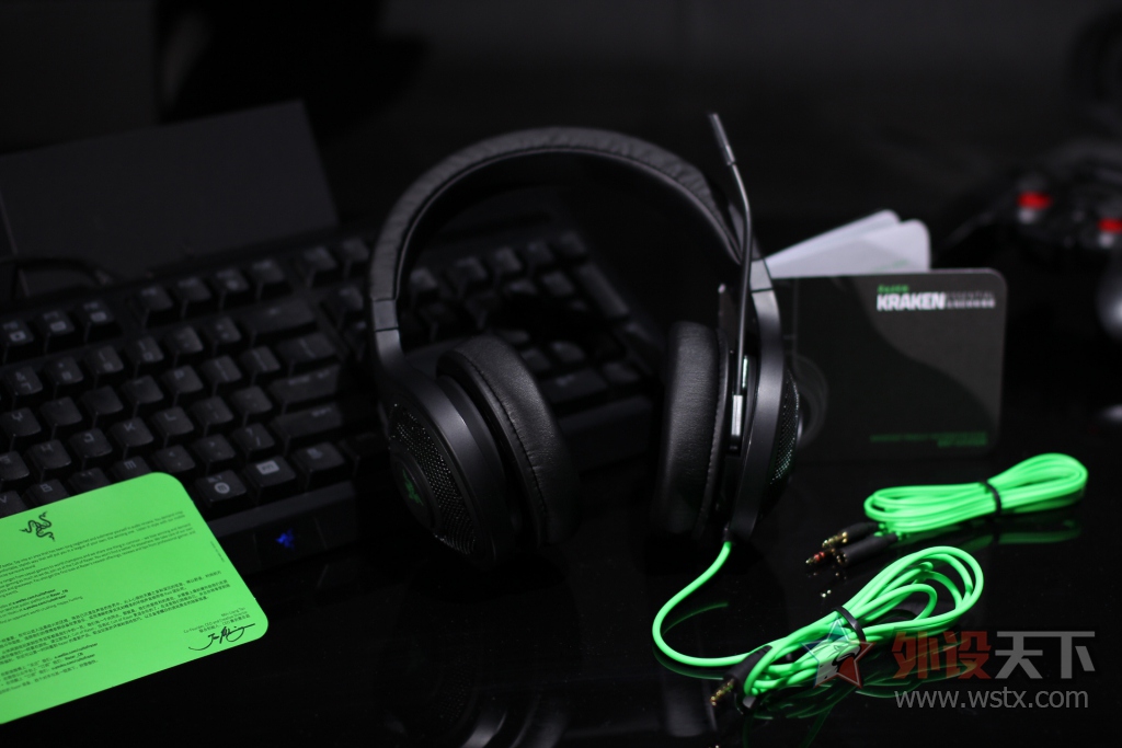 �羺��������Razer����������׼��